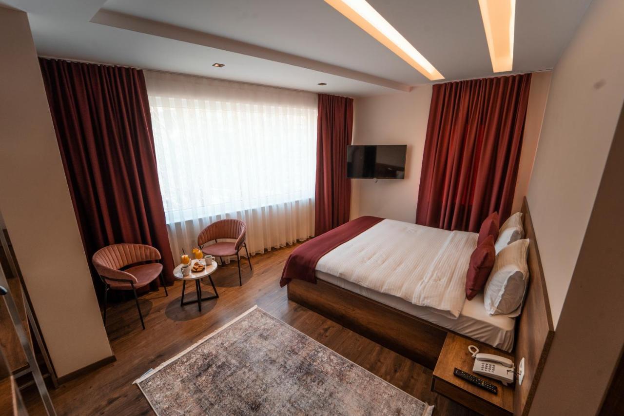 Monarch Boutique Hotel Prizren Zewnętrze zdjęcie