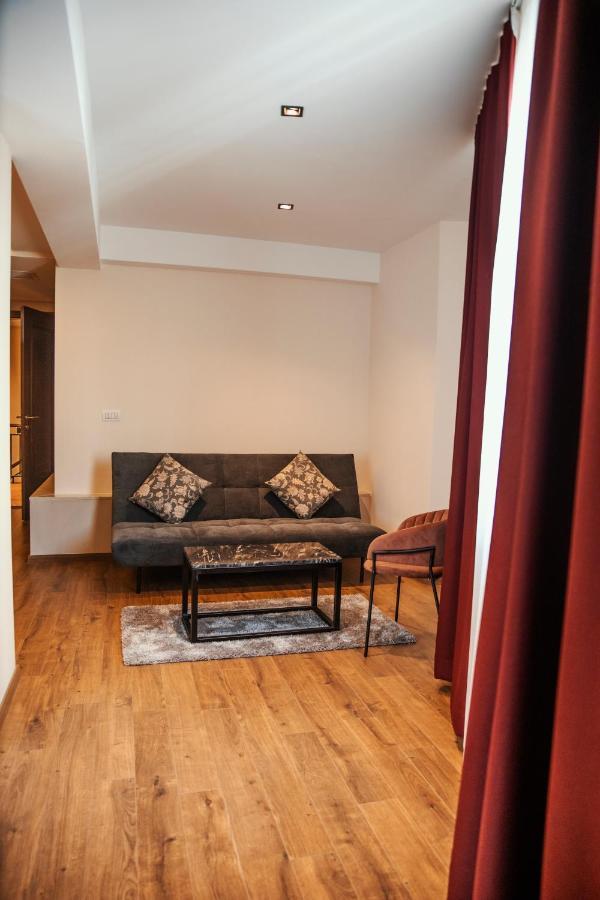 Monarch Boutique Hotel Prizren Zewnętrze zdjęcie
