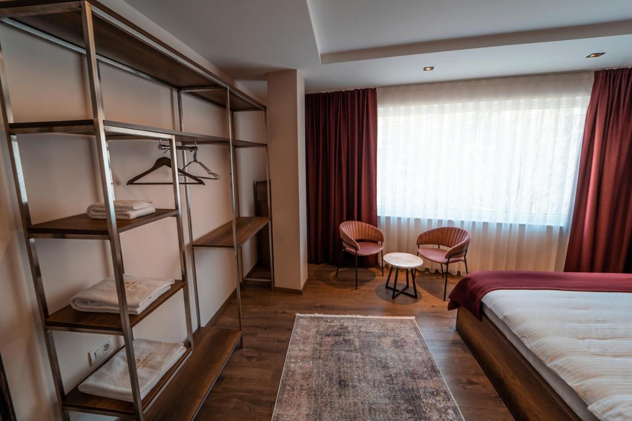 Monarch Boutique Hotel Prizren Zewnętrze zdjęcie