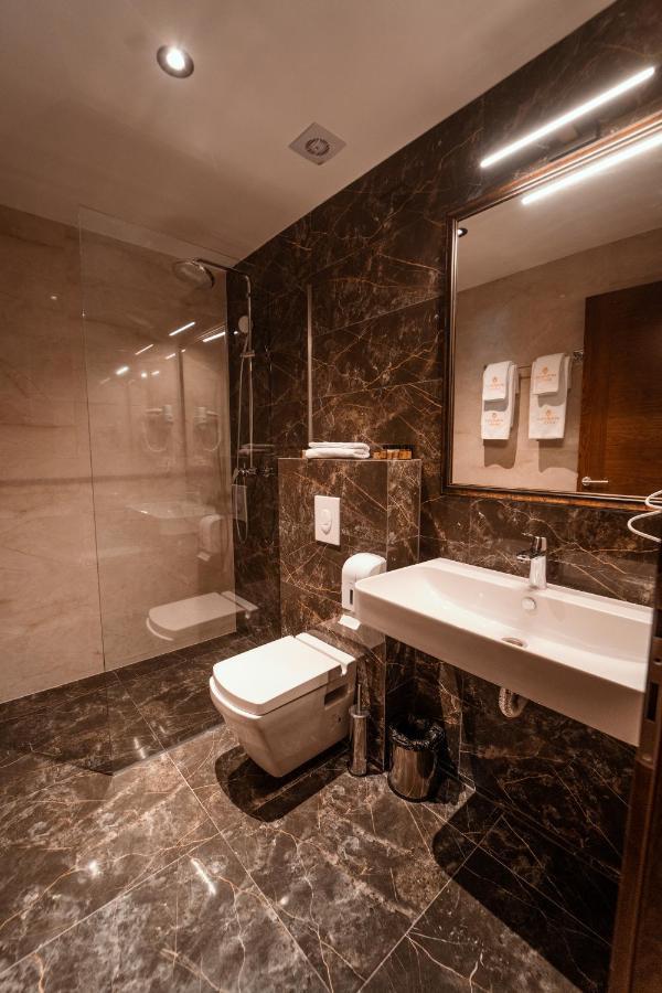 Monarch Boutique Hotel Prizren Zewnętrze zdjęcie