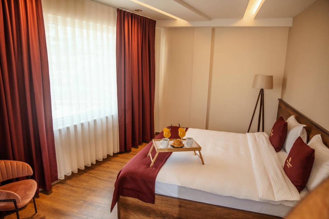 Monarch Boutique Hotel Prizren Zewnętrze zdjęcie