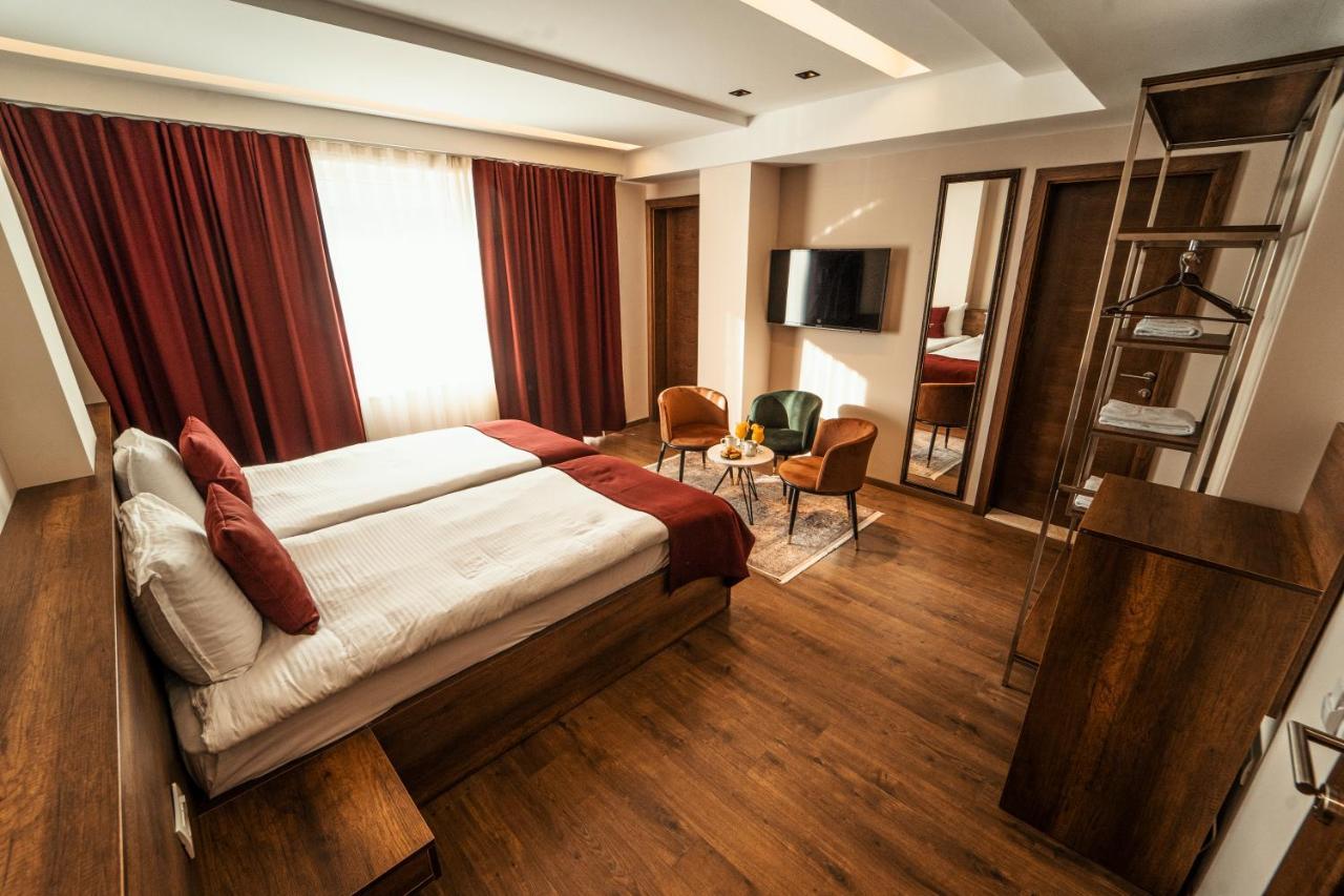 Monarch Boutique Hotel Prizren Zewnętrze zdjęcie