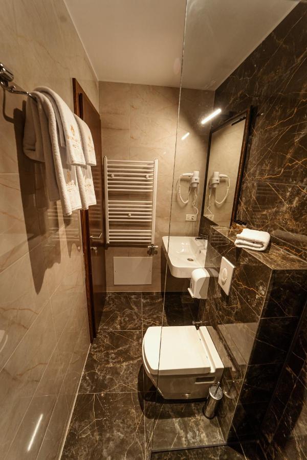 Monarch Boutique Hotel Prizren Zewnętrze zdjęcie